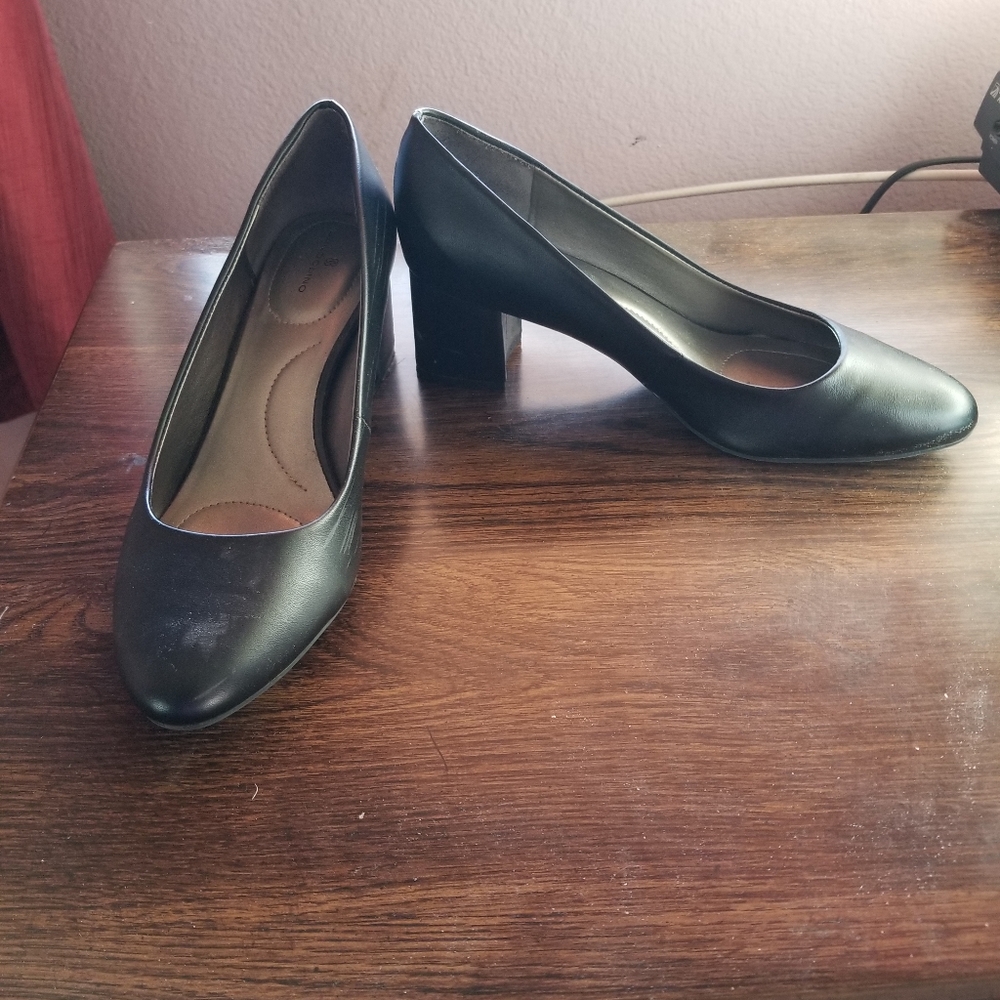 Shoe